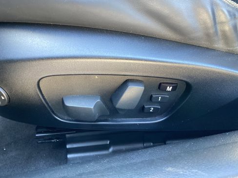 Used 2011 BMW M3 Convertible image 27