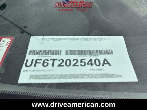 Used 2023 Toyota Highlander L image 31