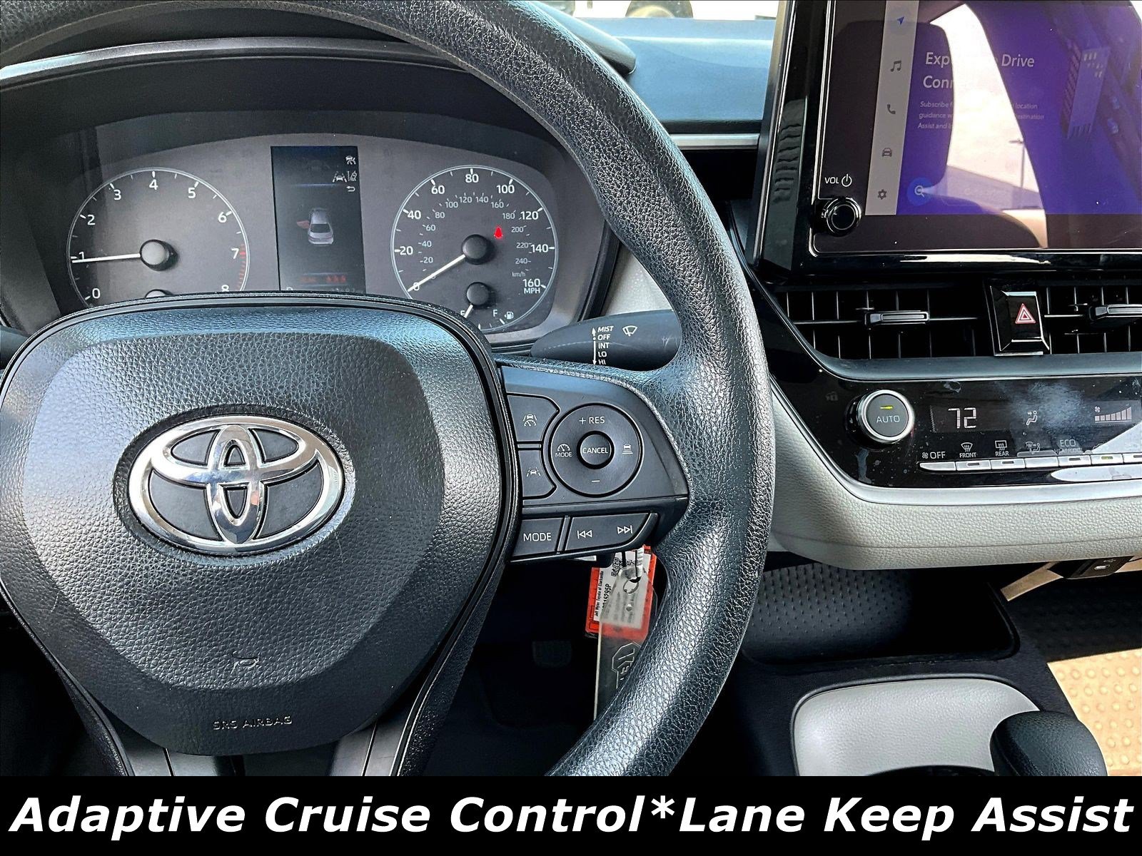 Used 2025 Toyota Corolla LE FWD image 12
