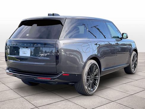New 2026 Land Rover Range Rover Long Wheelbase SE AWD/4WD image 4