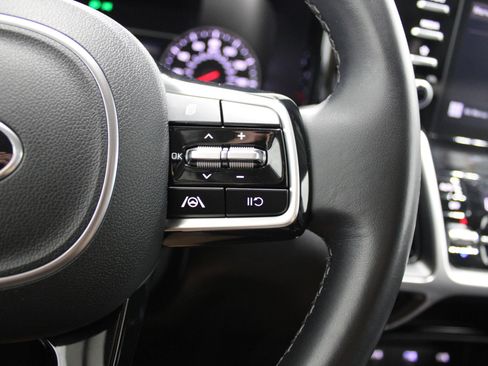 Used 2021 Kia Sorento S FWD image 38