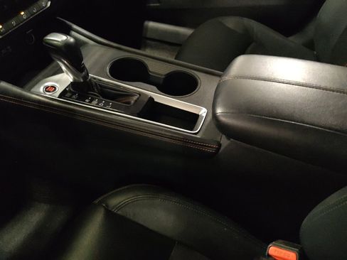 Used 2019 Nissan Altima 2.5 SR FWD image 26