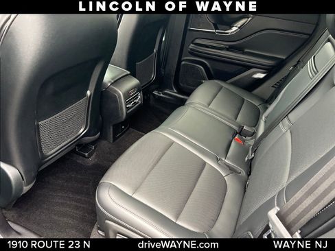 Certified 2022 Lincoln Corsair AWD w/ Equipment Group 101A image 13