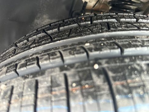 Certified 2022 Mercedes-Benz GLC 300 w/ Premium Package Lite image 15