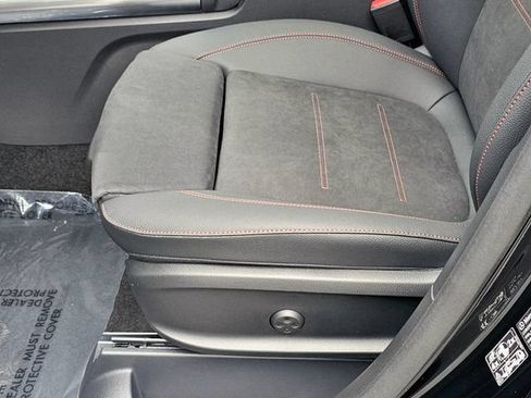 New 2026 Mercedes-Benz GLA 35 AMG 4MATIC image 17