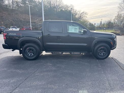 New 2026 Nissan Frontier PRO-4X w/ Pro-4x Convenience Package AWD/4WD image 4
