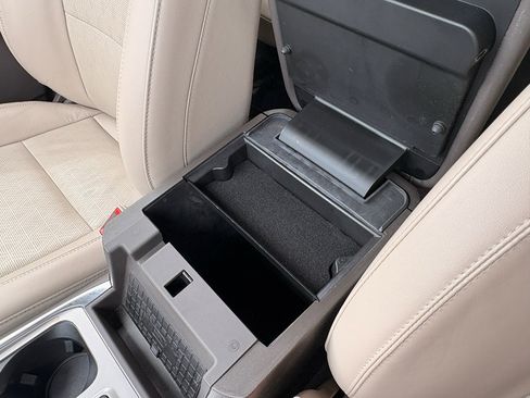 Used 2022 Ford Explorer Platinum w/ Equipment Group 601A image 33