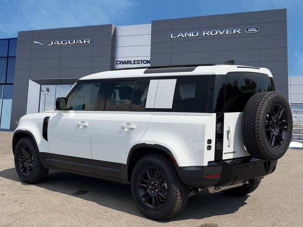 New 2026 Land Rover Defender 110 S AWD/4WD image 3