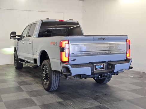 Certified 2024 Ford F250 Platinum image 5