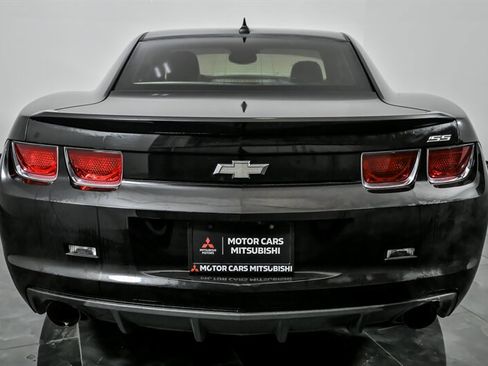 Used 2010 Chevrolet Camaro SS image 9
