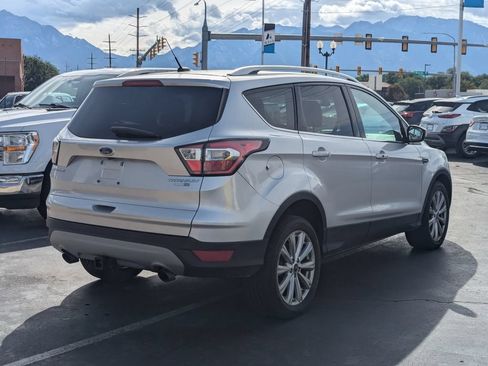 Used 2017 Ford Escape Titanium AWD/4WD image 4