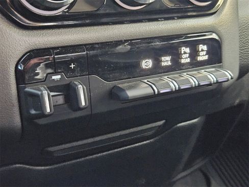 Certified 2020 RAM 3500 Big Horn w/ Night Edition image 33