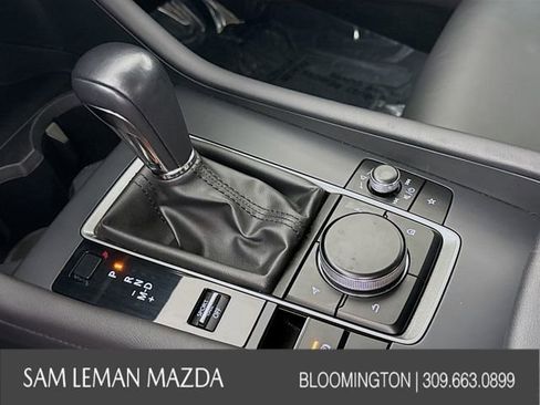 Used 2023 MAZDA MAZDA3 s FWD image 16