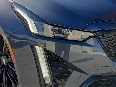 Used 2022 Cadillac CT5 V Blackwing w/ Parking Package image 33