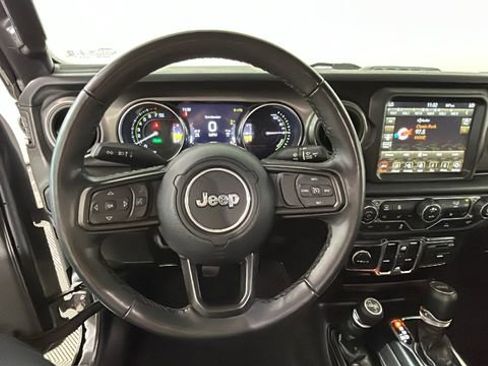Used 2023 Jeep Wrangler Unlimited w/ Cold Weather Group AWD/4WD image 14