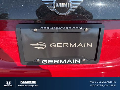 Used 2021 MINI Cooper 2-Door Hardtop image 8