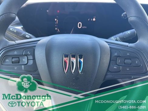 Used 2024 Buick Envista Preferred image 15