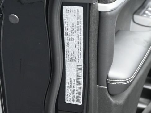 New 2025 Jeep Grand Cherokee L Limited w/ Black Appearance Package image 19