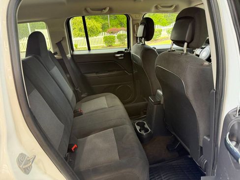 Used 2016 Jeep Patriot Sport w/ Power Value Group image 44