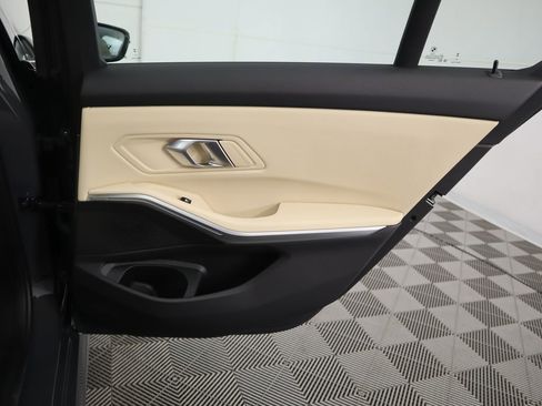 New 2026 BMW 330i Sedan w/ M Sport Package image 28