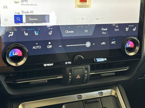 Certified 2024 Lexus GX 550 w/ Accessory Package (Z1) AWD/4WD image 28