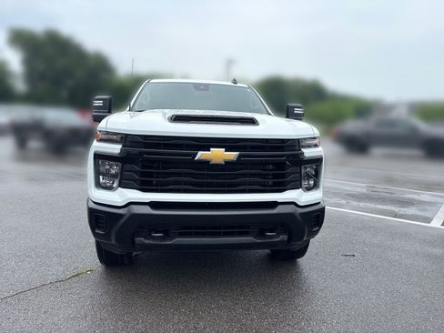 Used 2025 Chevrolet Silverado 2500 W/T w/ WT Convenience Package RWD image 5