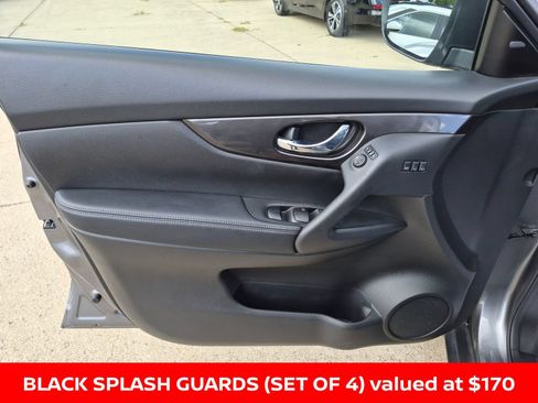 Certified 2019 Nissan Rogue SV w/ Premium Package AWD/4WD image 27