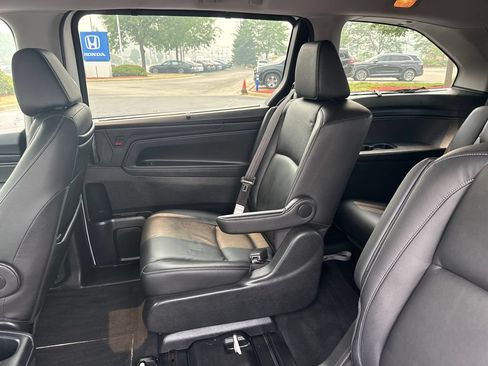 Used 2023 Honda Odyssey Touring image 21