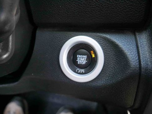 Used 2018 RAM 3500 Laramie image 38