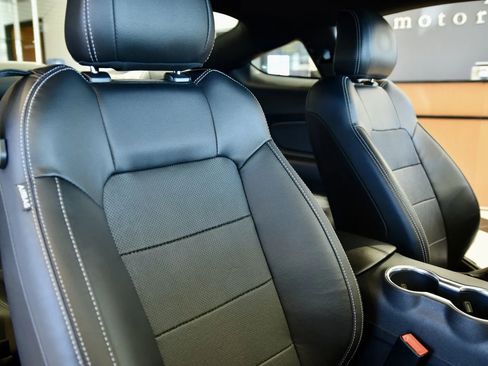 Used 2022 Ford Mustang GT Premium w/ Ford Safe & Smart Package image 21