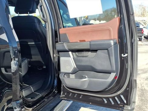 Used 2023 Ford F150 Lariat w/ Equipment Group 502A High image 12