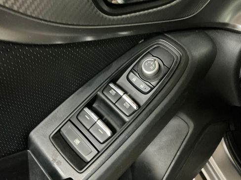 Used 2021 Subaru Crosstrek 2.5i Limited w/ Moonroof Package 1 image 12