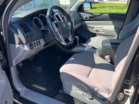 Used 2012 Toyota Tacoma 4x4 Double Cab w/ TRD Sport Pkg image 14