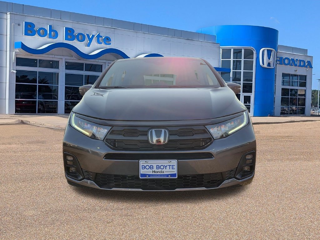 New 2027 Honda Odyssey Touring image 2