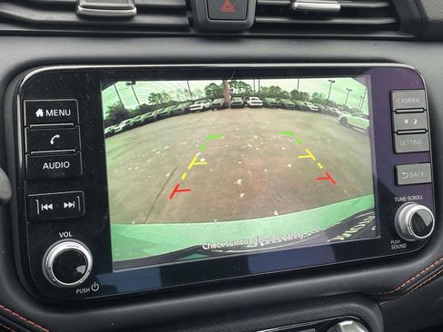 Used 2025 Nissan Versa SR w/ Trunk Package image 25