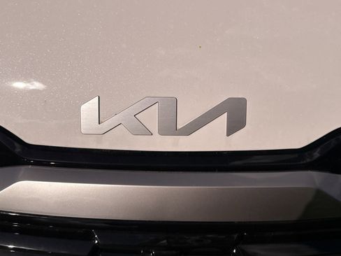 New 2026 Kia Sportage SX FWD image 21