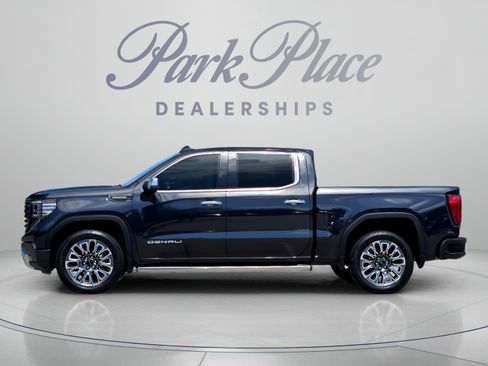 Used 2023 GMC Sierra 1500 Denali Ultimate AWD/4WD image 2