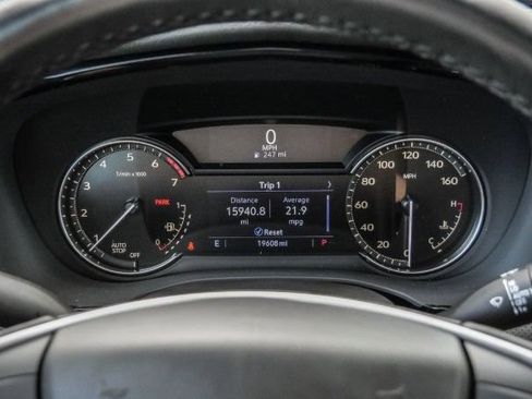 Used 2022 Cadillac XT5 Premium Luxury FWD image 4