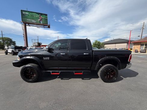 Used 2018 RAM 1500 Laramie w/ Convenience Group AWD/4WD image 3