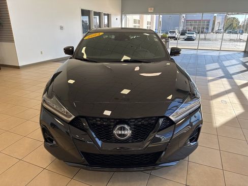 Used 2023 Nissan Maxima SR w/ Sport Mat Group image 4