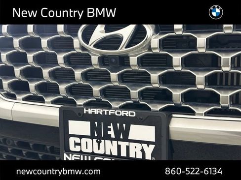 Used 2023 Hyundai Santa Fe Limited AWD/4WD image 9