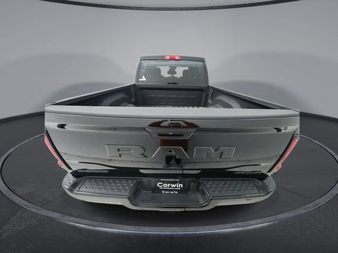 New 2026 RAM 2500 Big Horn AWD/4WD image 7