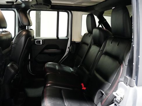 Used 2020 Jeep Wrangler Unlimited Rubicon AWD/4WD image 18
