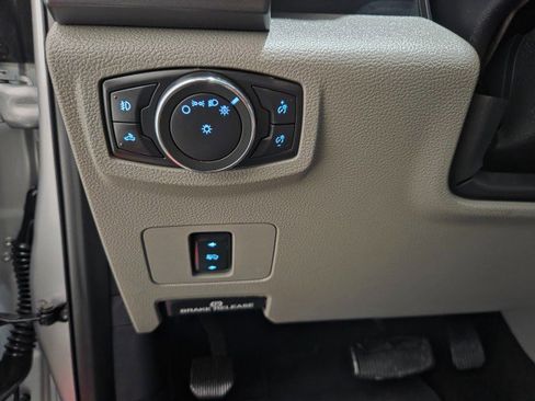 Used 2017 Ford F250 XLT w/ XLT Value Package image 41