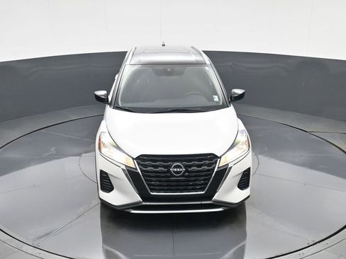 Used 2024 Nissan Kicks SV image 24