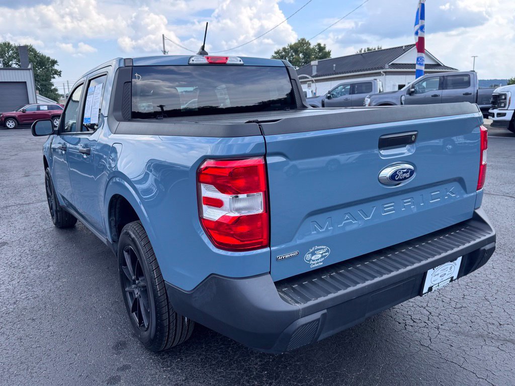 Used 2022 Ford Maverick XL FWD image 4
