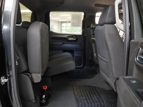 Used 2023 Chevrolet Silverado 1500 LT AWD/4WD image 31