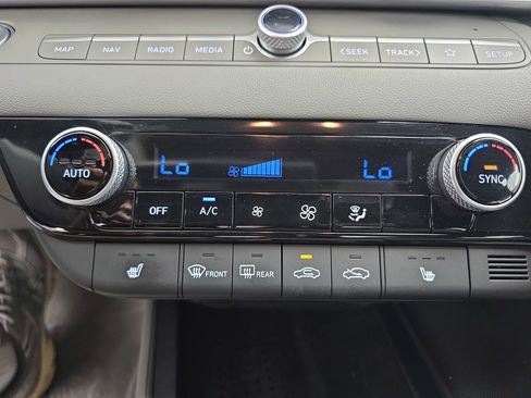 Used 2023 Hyundai Elantra SEL w/ Convenience Package FWD image 33