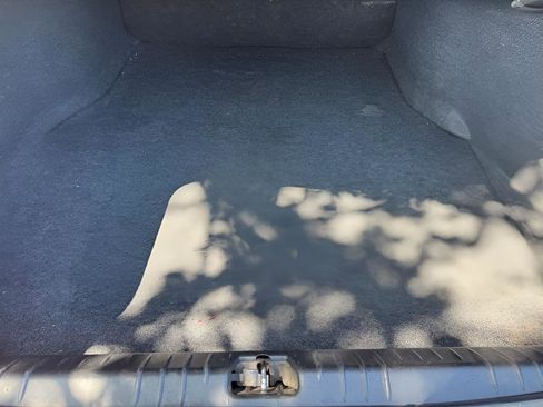 Used 2009 Chevrolet Impala LS FWD image 11