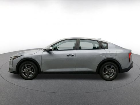 Used 2025 Kia K4 FWD image 4